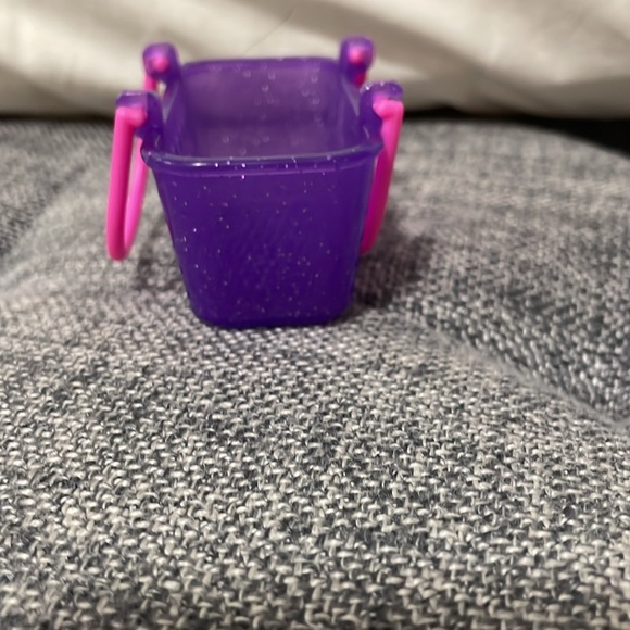 Rare Shopkins basket - Picture 3 of 3